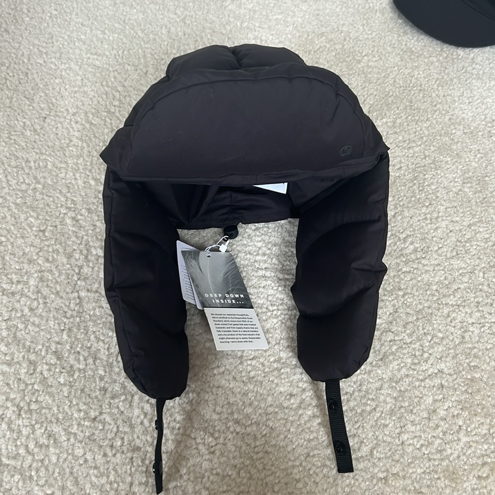 Lululemon Puff Trapper Hat